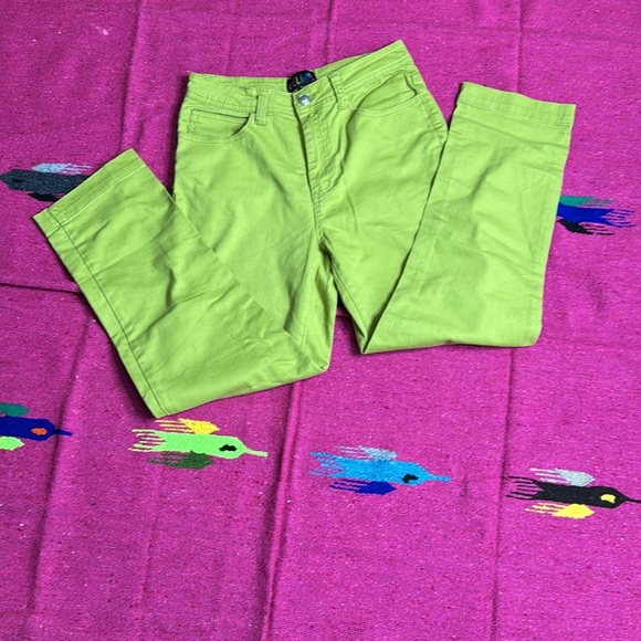 delias Dolls Kill Lime Green Cropped Cargo pants size Medium - Picture 2 of 11